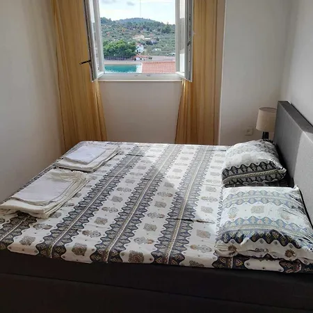 One Bedroom On The Zaratic