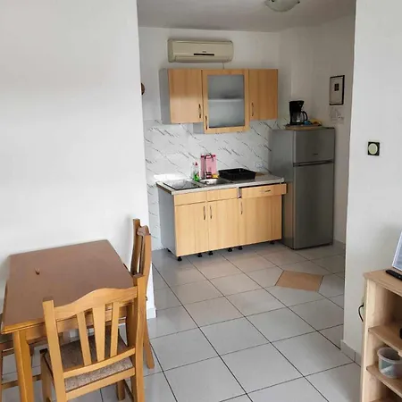 One Bedroom On The Zaratic Apartment Jezera