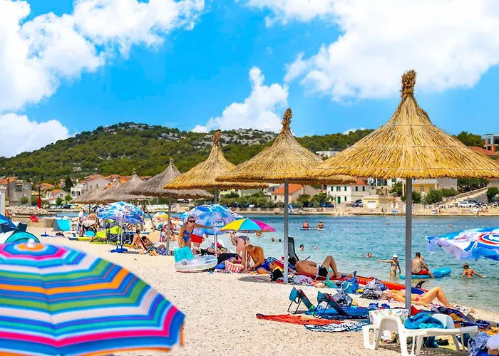 One Bedroom On The Zaratic Apartament Jezera